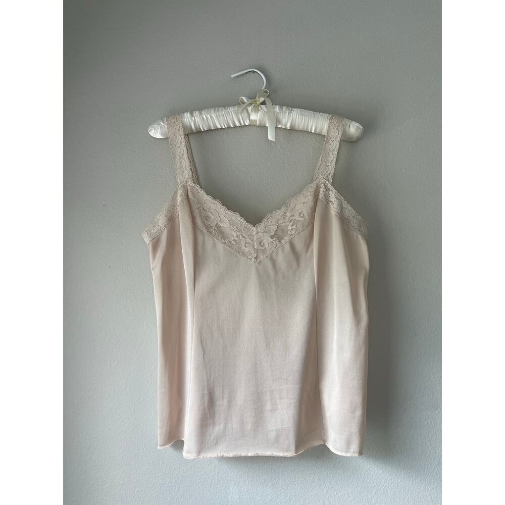 Deena Vintage Cream Lace Camisole Slip Top – Size 36 (S/M)